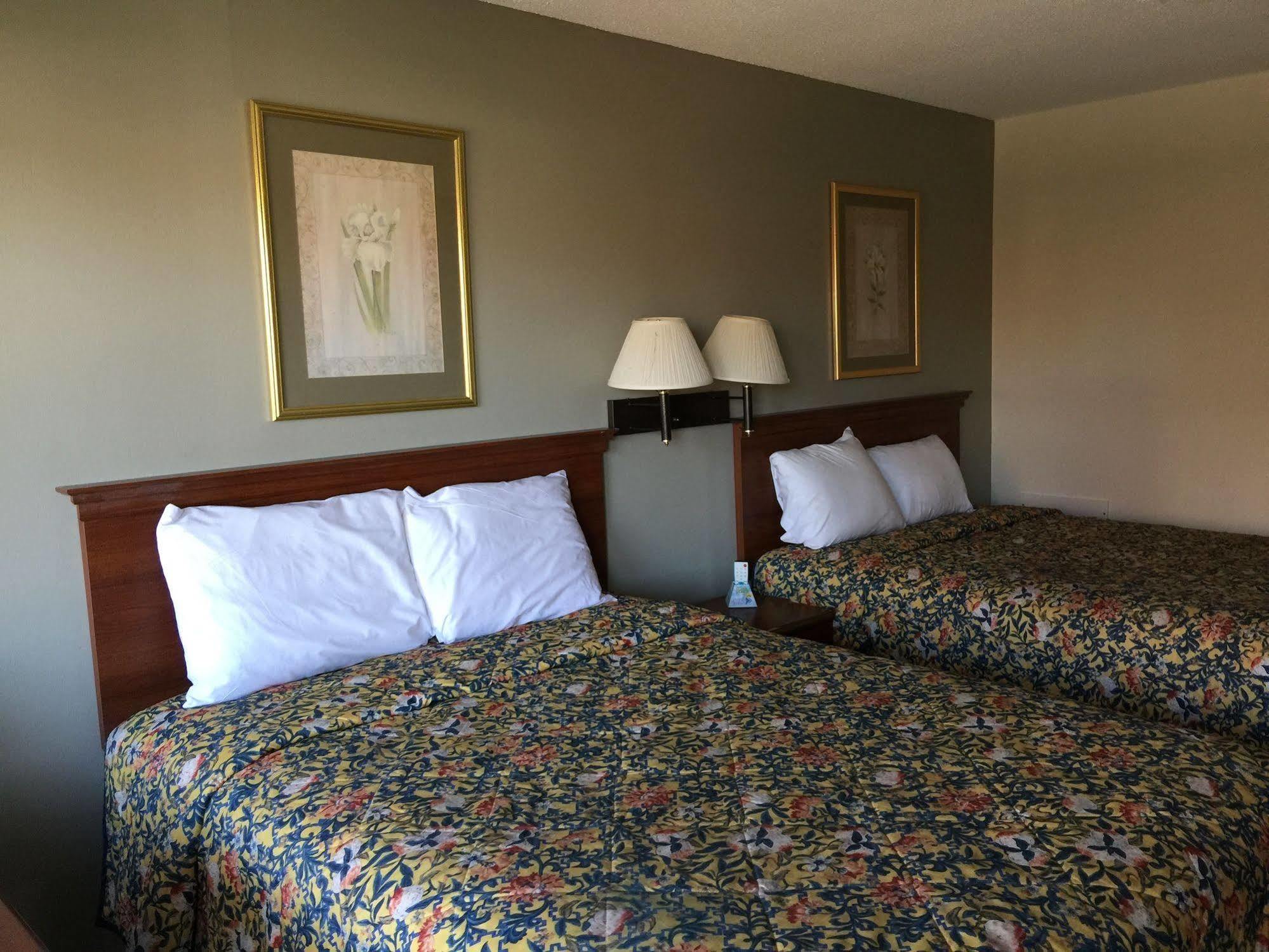 Red Carpet Inn & Suites - Danville Exteriér fotografie