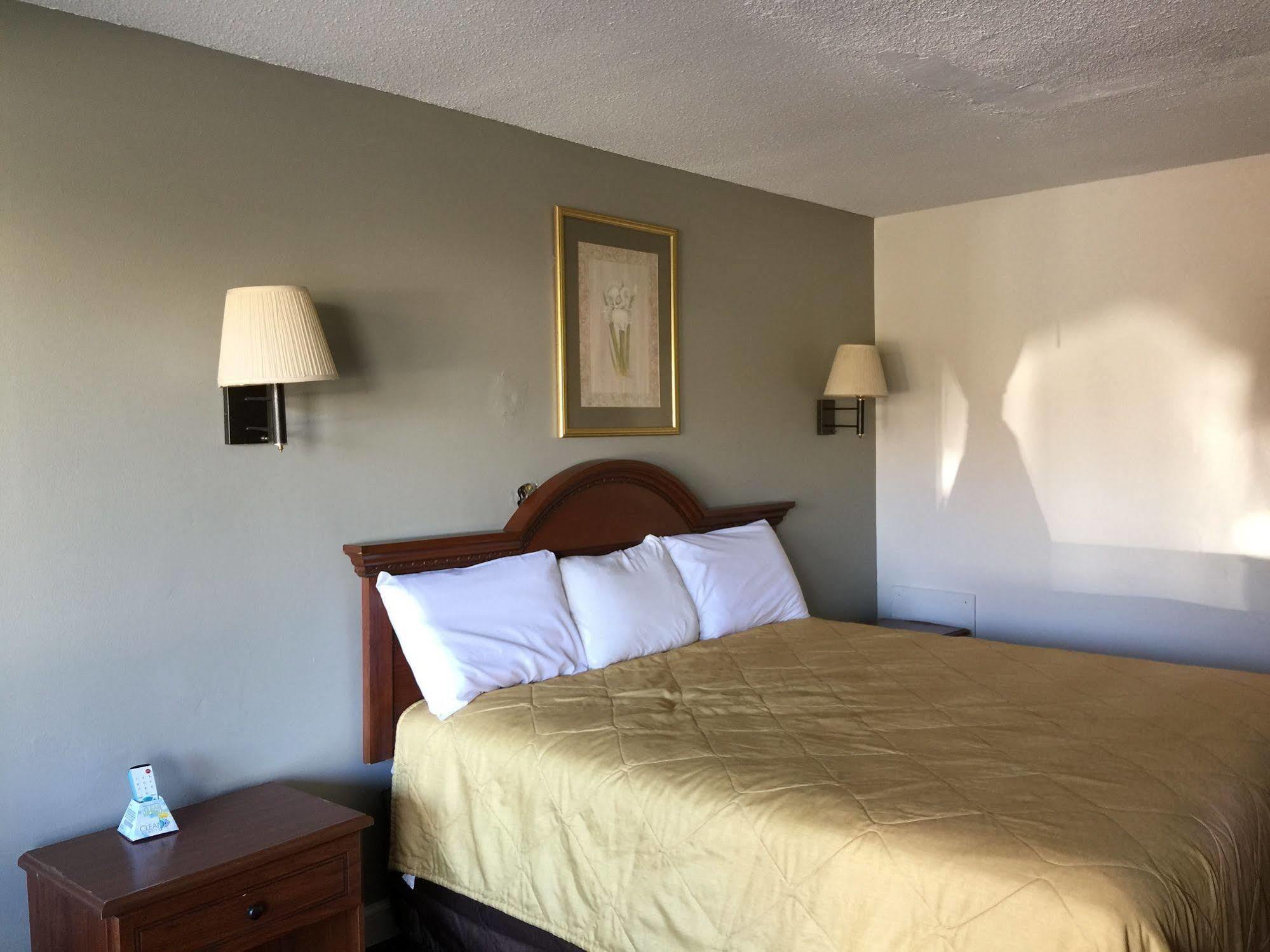 Red Carpet Inn & Suites - Danville Exteriér fotografie