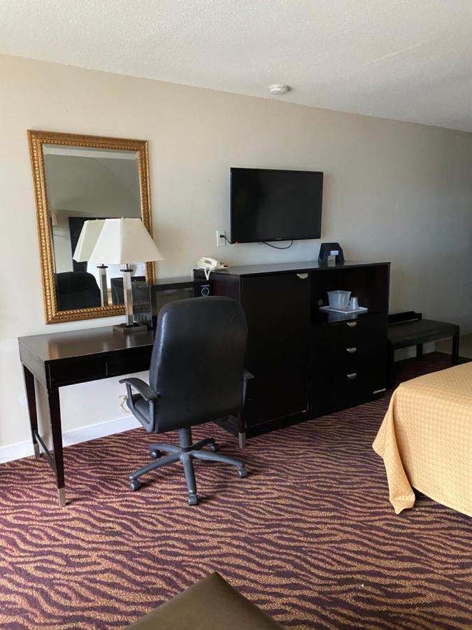 Red Carpet Inn & Suites - Danville Exteriér fotografie